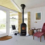 40515-juelsminde-pot-strandby-400 * Sonderby (Midtjylland)